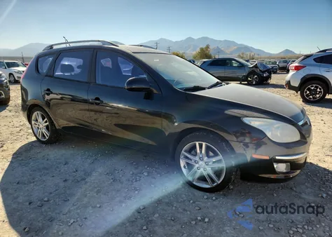 2012 Hyundai Elantra Touring Gls z USA, uszkodzony, nr VIN KMHDC8AE0CU133853